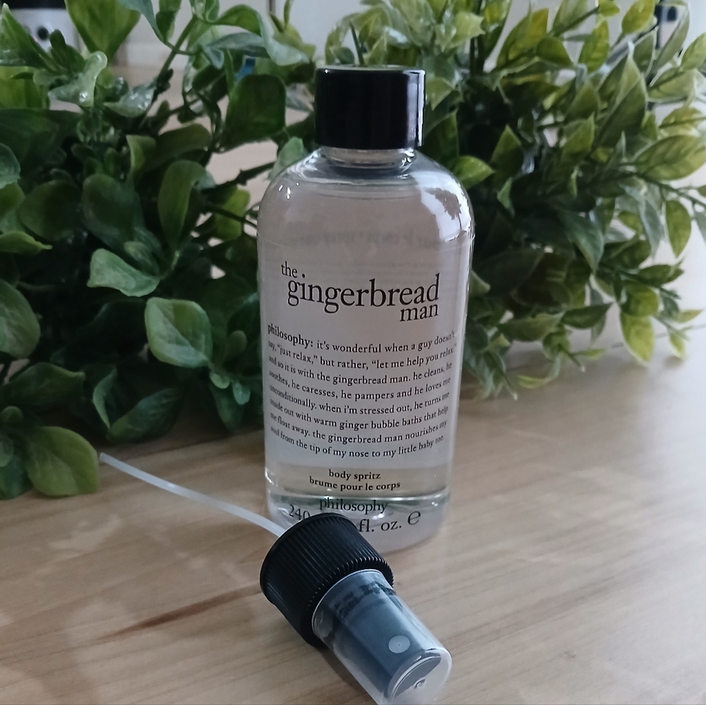 NWT Philosophy Gingerbread Man Body Spritz! Brand New & Sealed